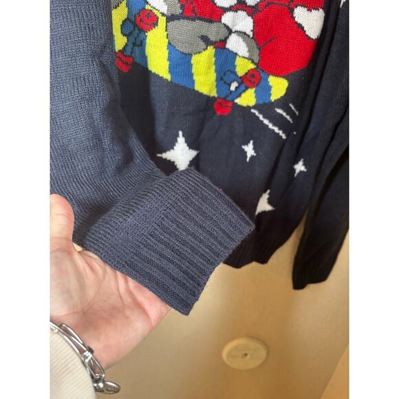 Daisy Boutique Skateboarding Santa Christmas Sweater size large NWT - Picture 5 of 7